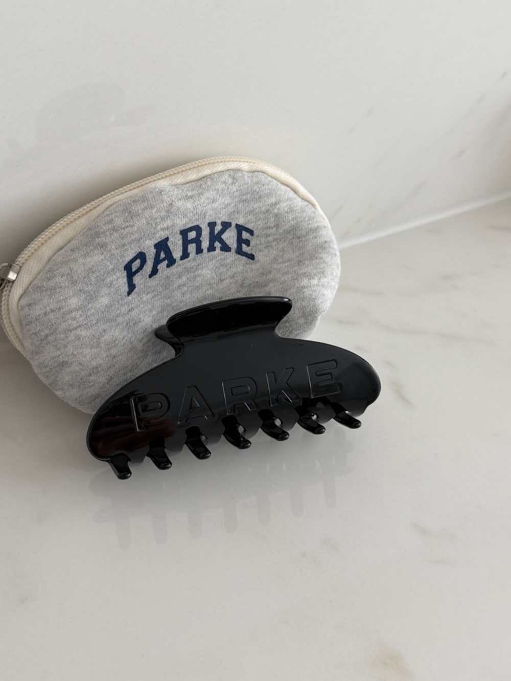 NEW PARKE Claw Clip with Pouch in Black